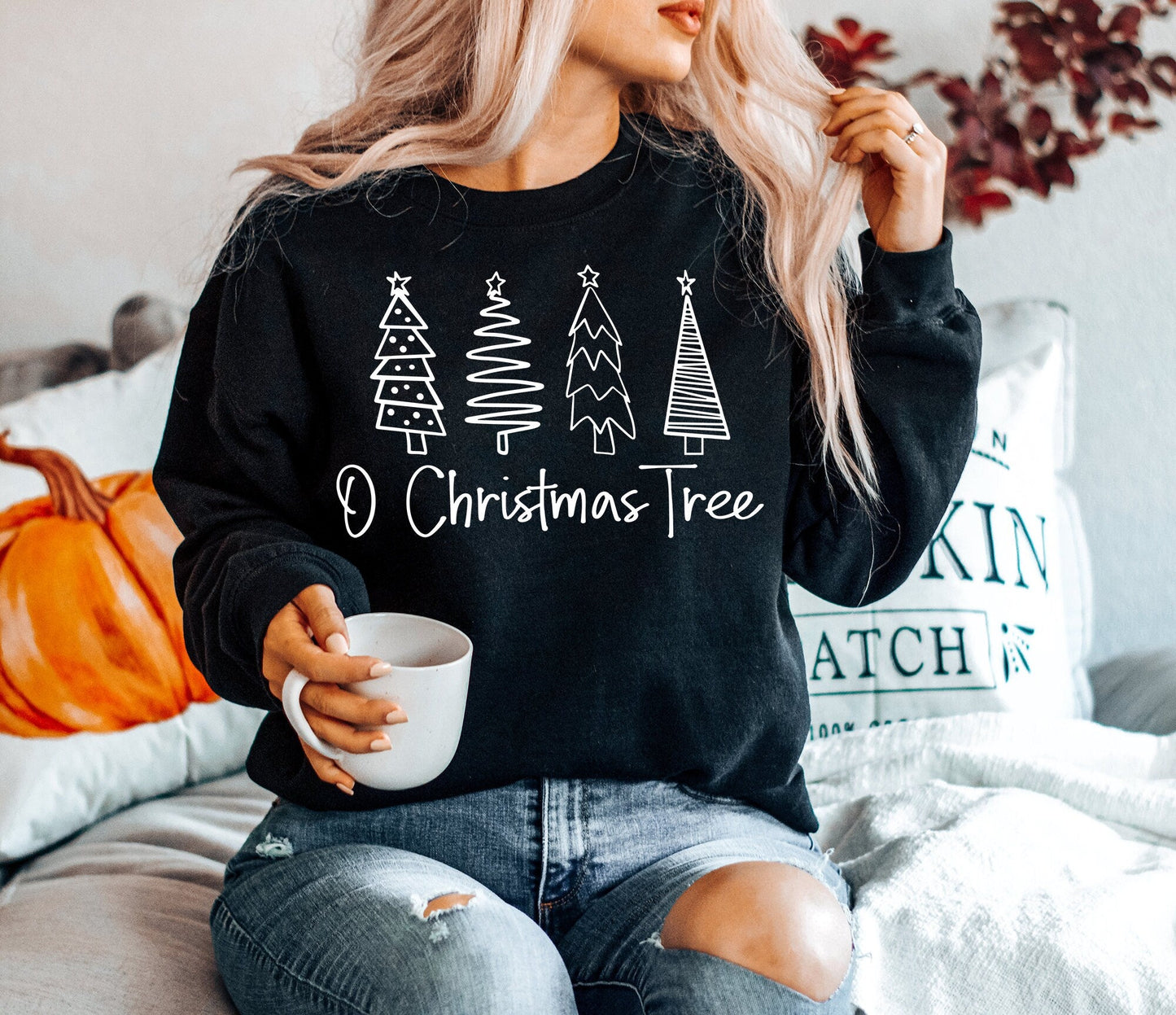 O Christmas Tree Gildan Heavy Blend Sweatshirt