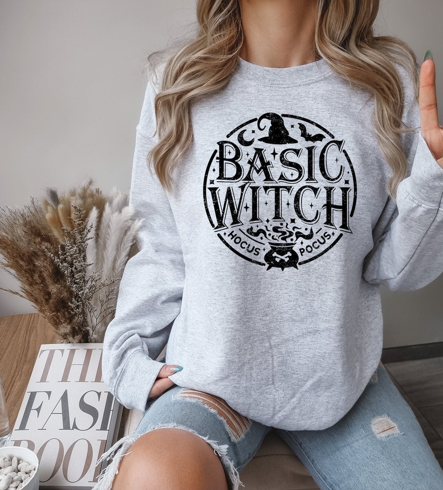 Basic Witch Circle Gildan Softstyle Sweatshirt